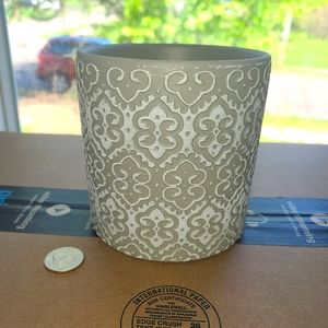 Gray & White Patterned Planter Pot